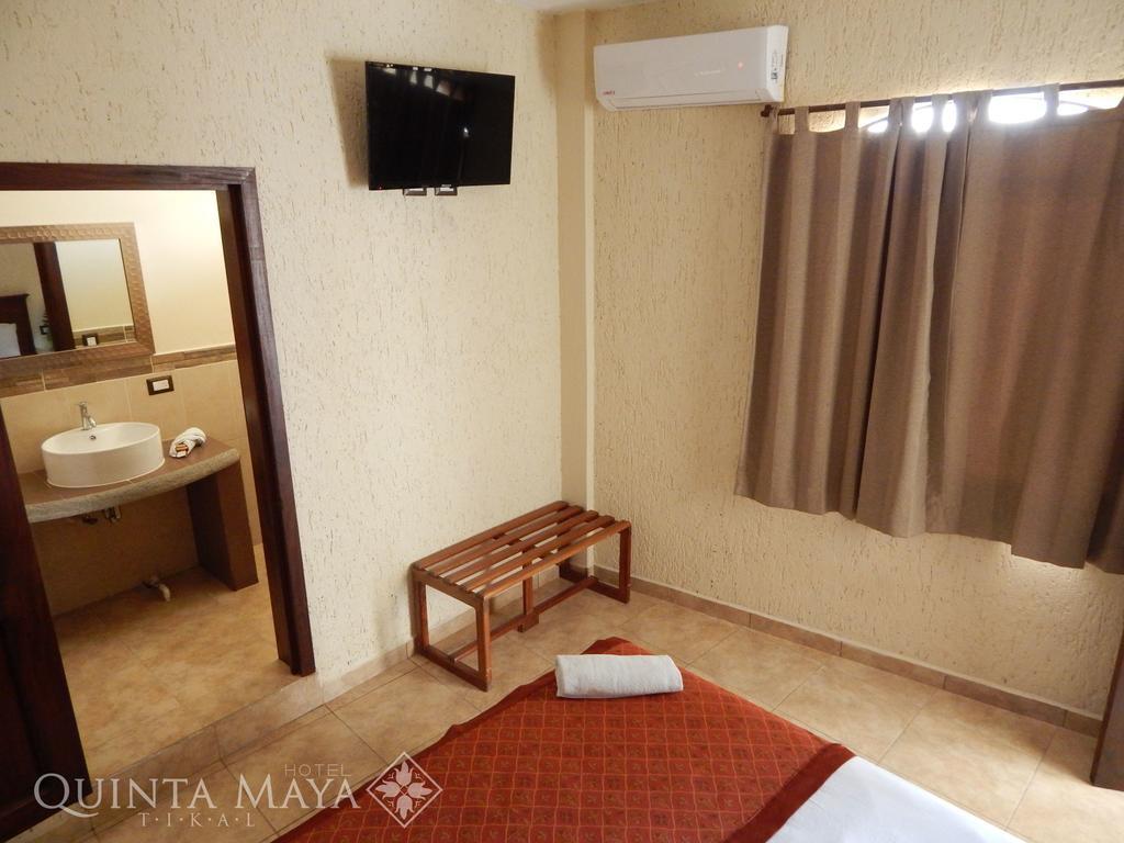 Hotel Quinta Maya Flores Exteriör bild